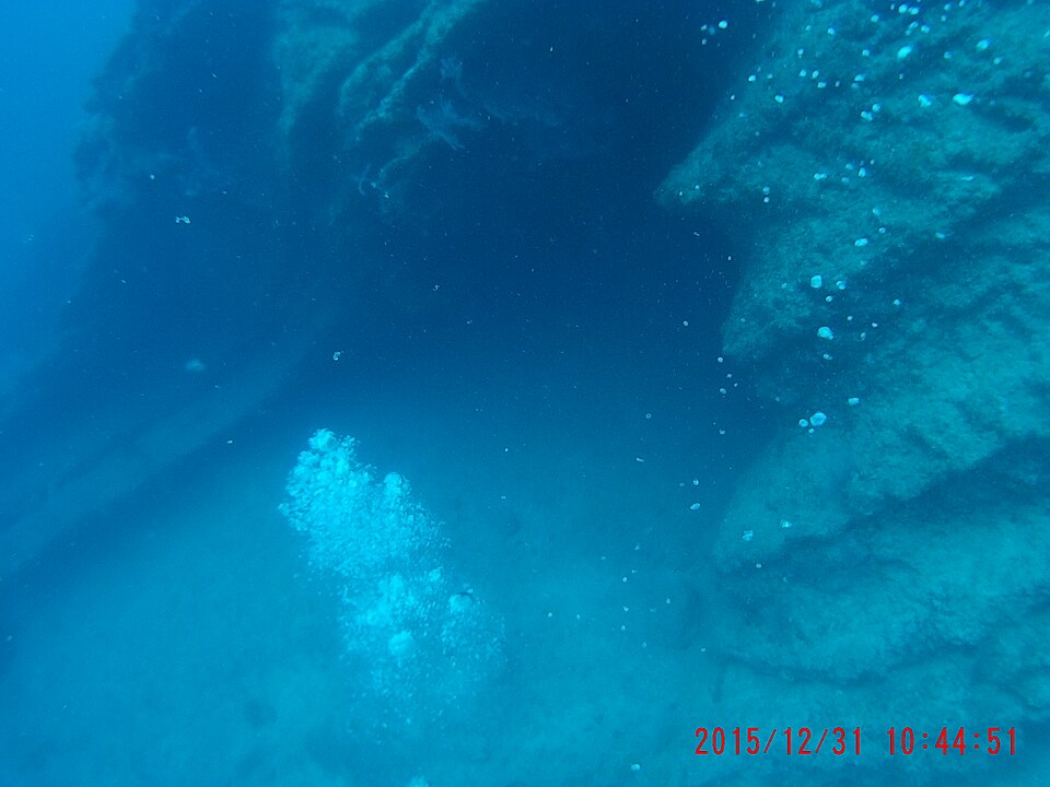 Cave and cavern diving: what to expect